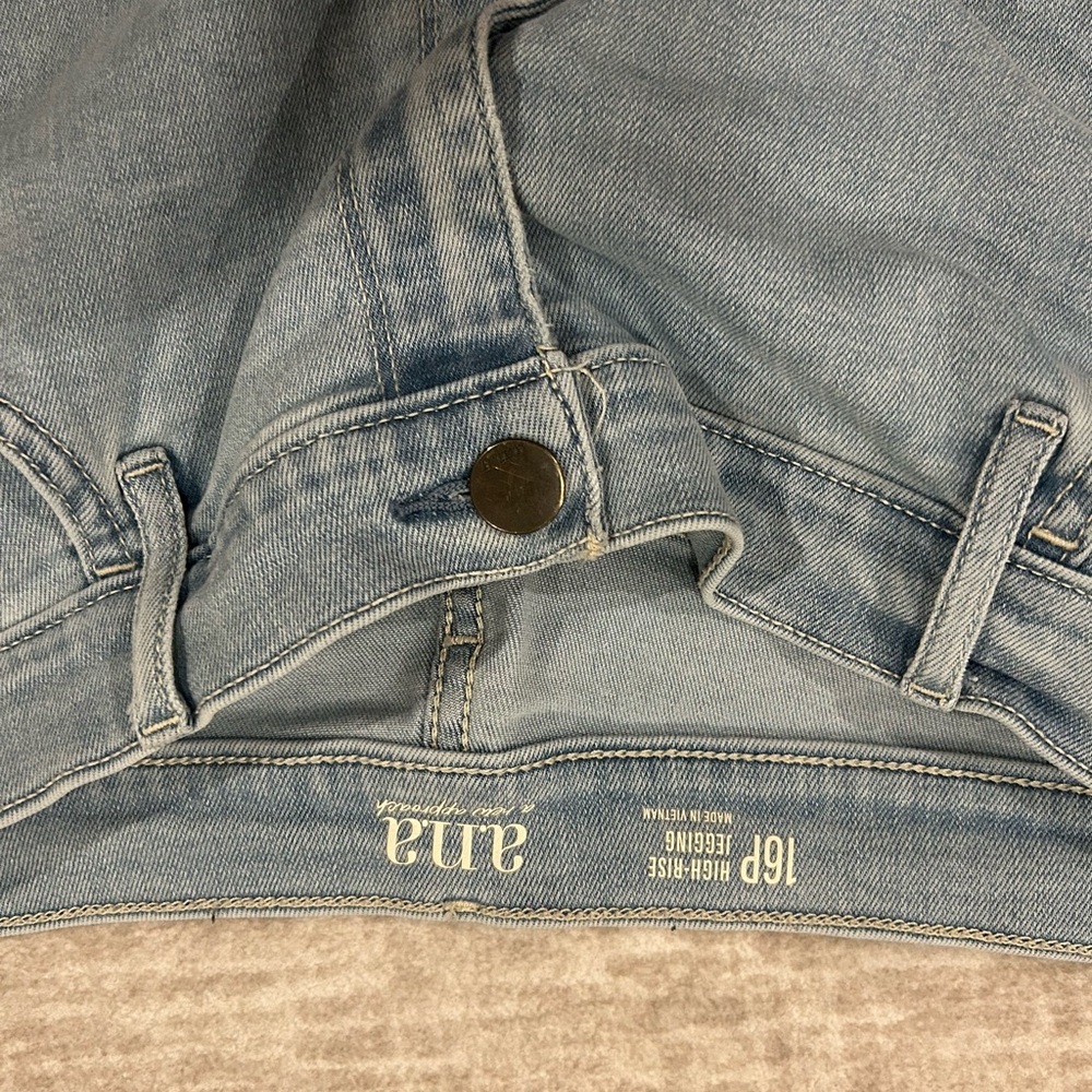 a.n.a Blue Skinny Jeans Lightweight Denim - Picture 3 of 4